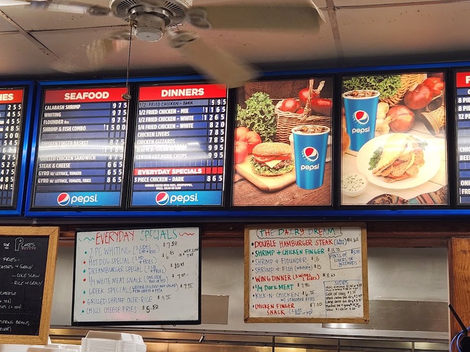 Casual meal served in a restaurant.